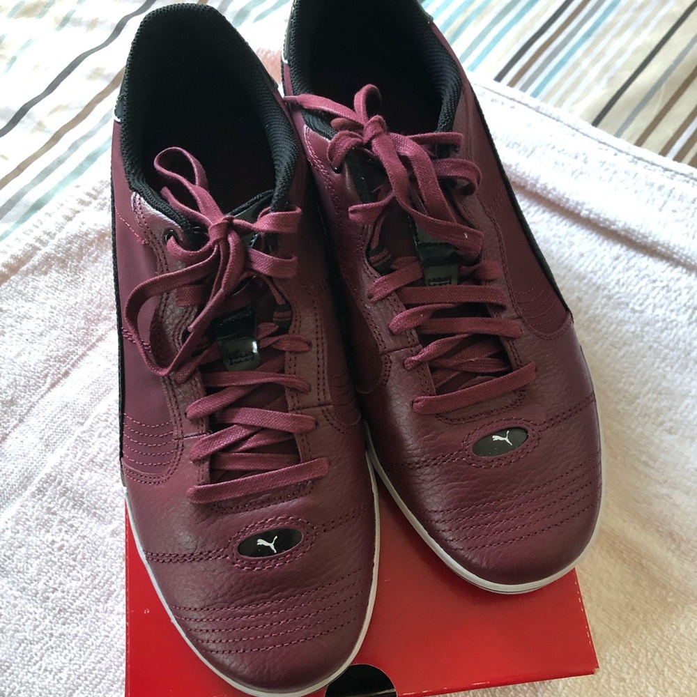 Puma Sneakers